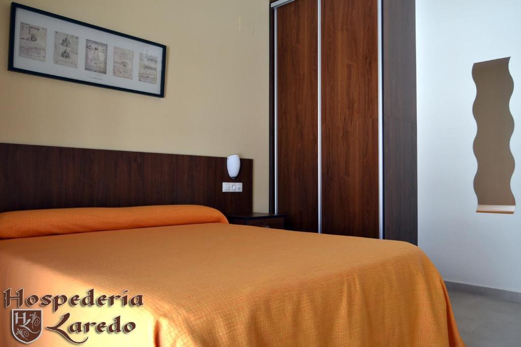 Hospederia Laredo Hotel La Carlota Room photo